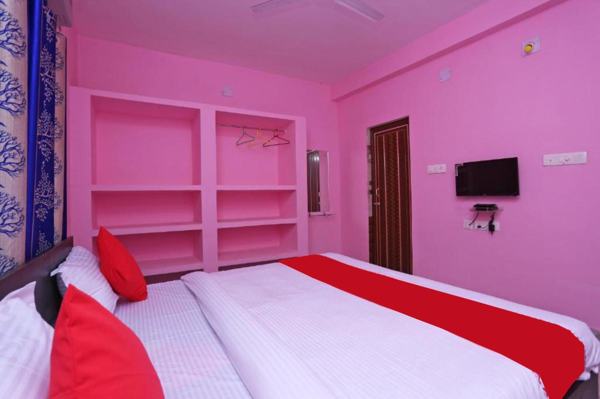 Madison Patia Bhubaneswar By Morservices Extérieur photo
